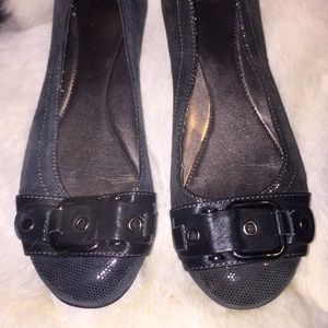 Soft leather flats